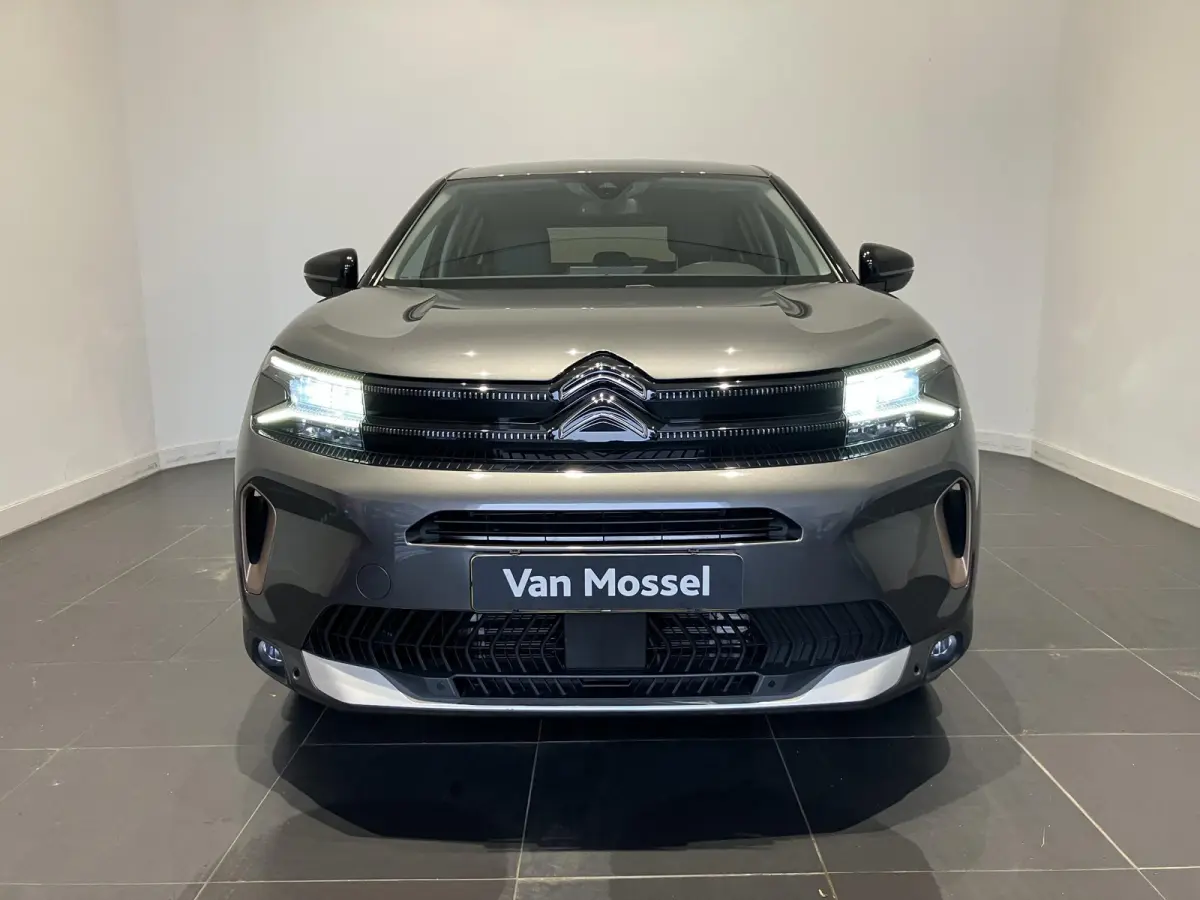 1.6 Plug-in Hybrid 180 Business Plus |  UNIEK - 10907 KM | AUTOMAAT | TREKHAAK | CAMERA | IN TOPSTAAT |