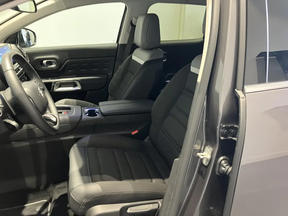 1.6 Plug-in Hybrid 180 Business Plus |  UNIEK - 10907 KM | AUTOMAAT | TREKHAAK | CAMERA | IN TOPSTAAT |