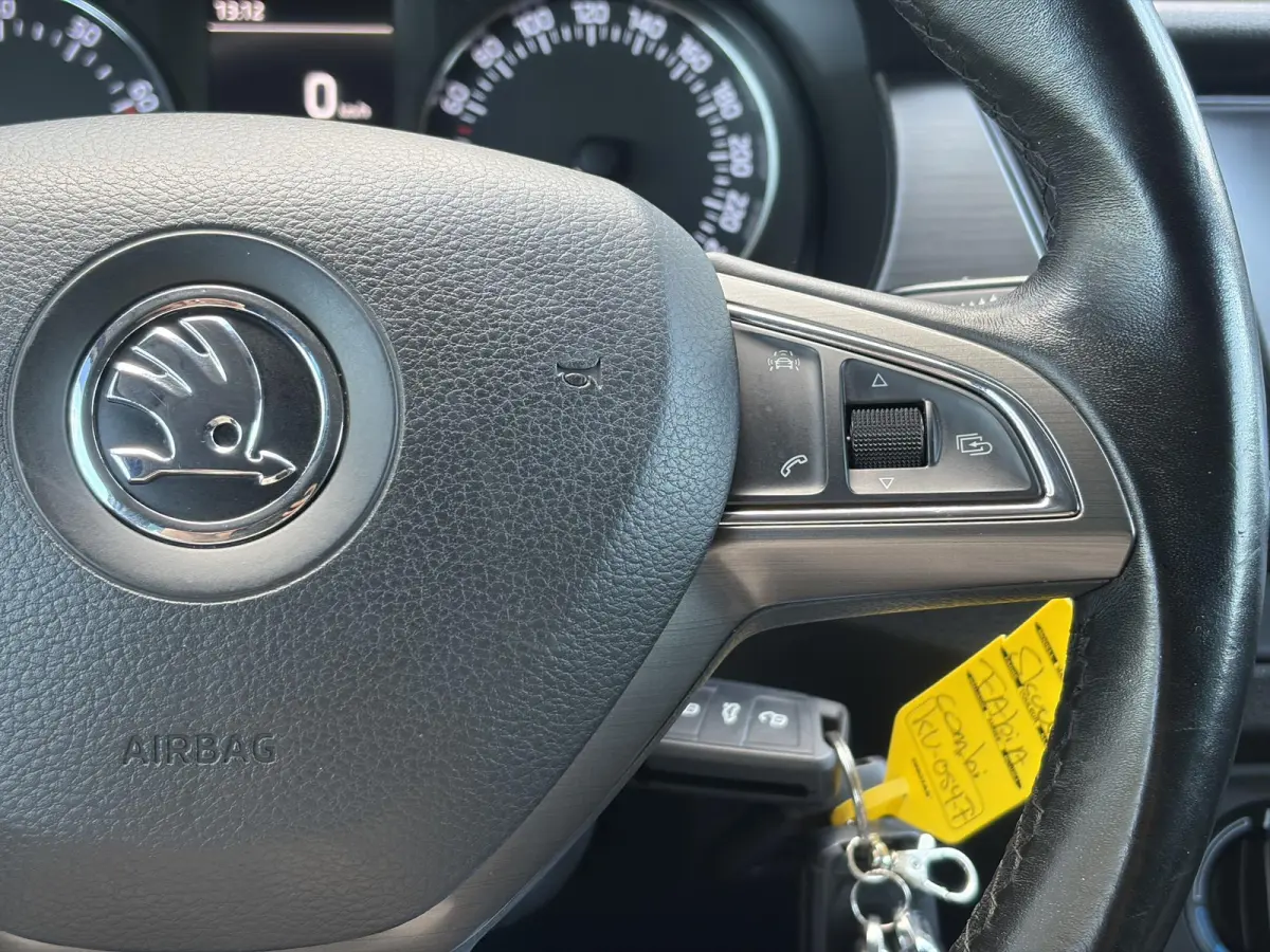 1.2 TSI JOY ✓2e Eigenaar✓Airco✓Cruise✓4 Elekt Ramen✓Lm velgen✓N.A.P✓Zeer Zuinig✓Apk tot 04-2027