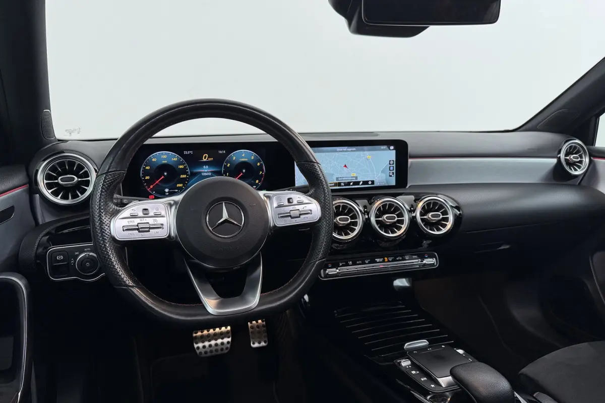 180 Business Solution | AMG-Line | Panoramadak | Memory | Stoelverwarming | CarPlay | Climate Control |