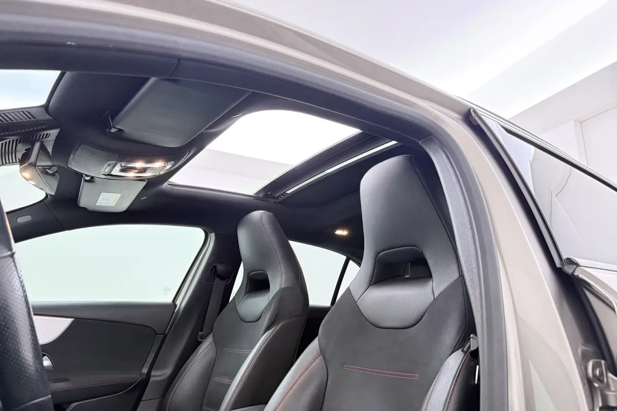 180 Business Solution | AMG-Line | Panoramadak | Memory | Stoelverwarming | CarPlay | Climate Control |