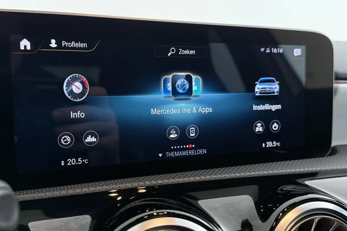 180 Business Solution | AMG-Line | Panoramadak | Memory | Stoelverwarming | CarPlay | Climate Control |