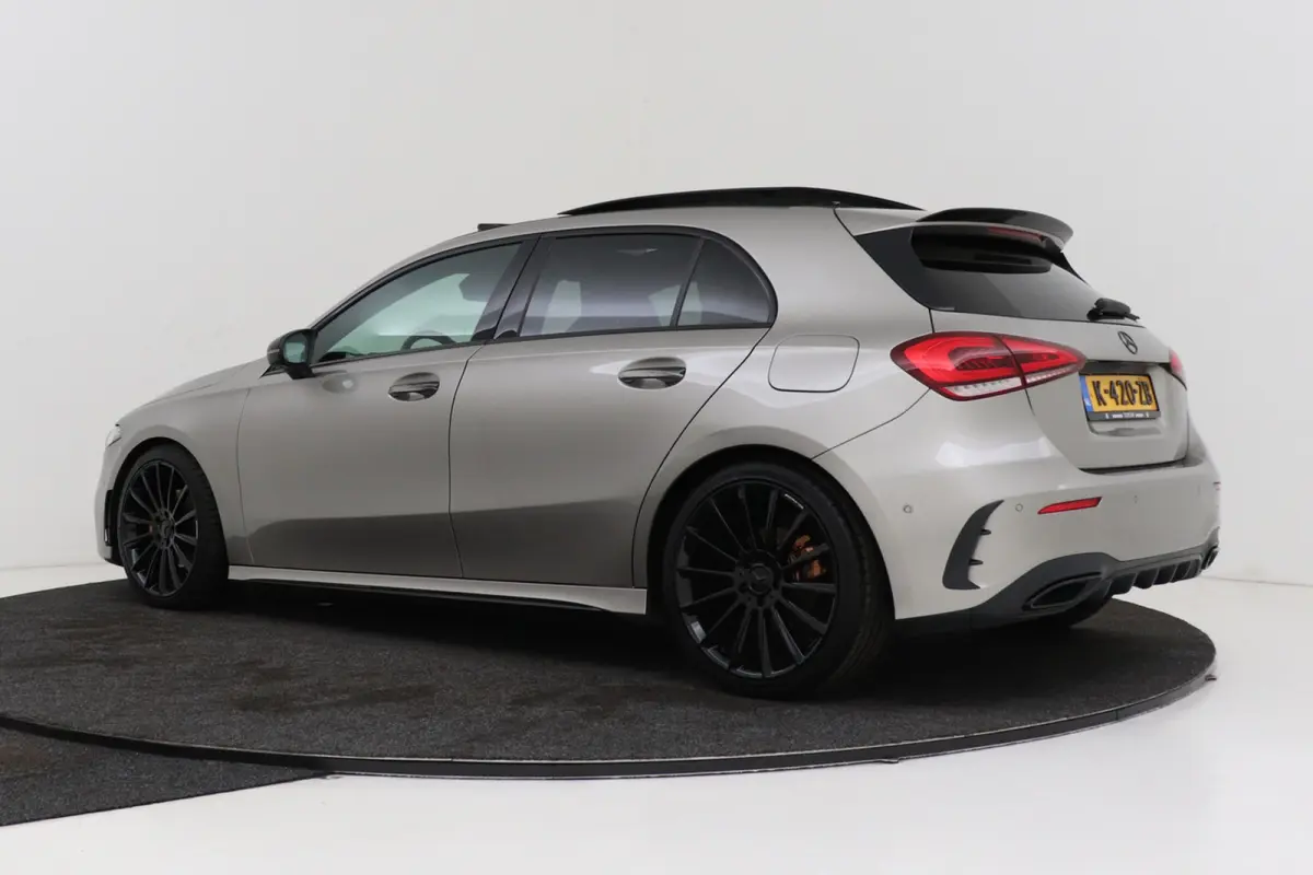 180 Business Solution | AMG-Line | Panoramadak | Memory | Stoelverwarming | CarPlay | Climate Control |