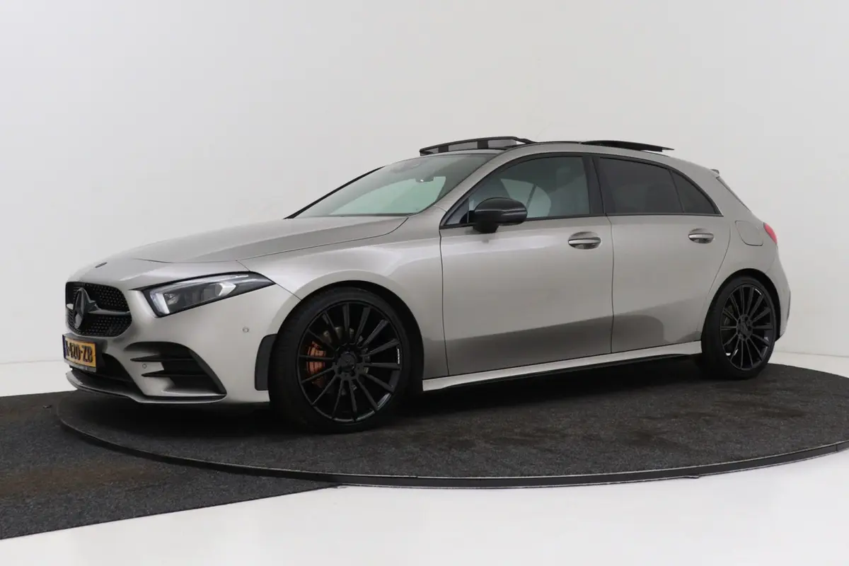 180 Business Solution | AMG-Line | Panoramadak | Memory | Stoelverwarming | CarPlay | Climate Control |