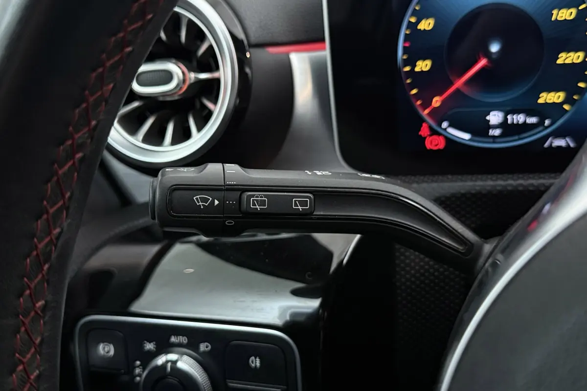 180 Business Solution | AMG-Line | Panoramadak | Memory | Stoelverwarming | CarPlay | Climate Control |