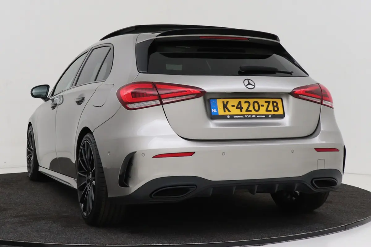 180 Business Solution | AMG-Line | Panoramadak | Memory | Stoelverwarming | CarPlay | Climate Control |