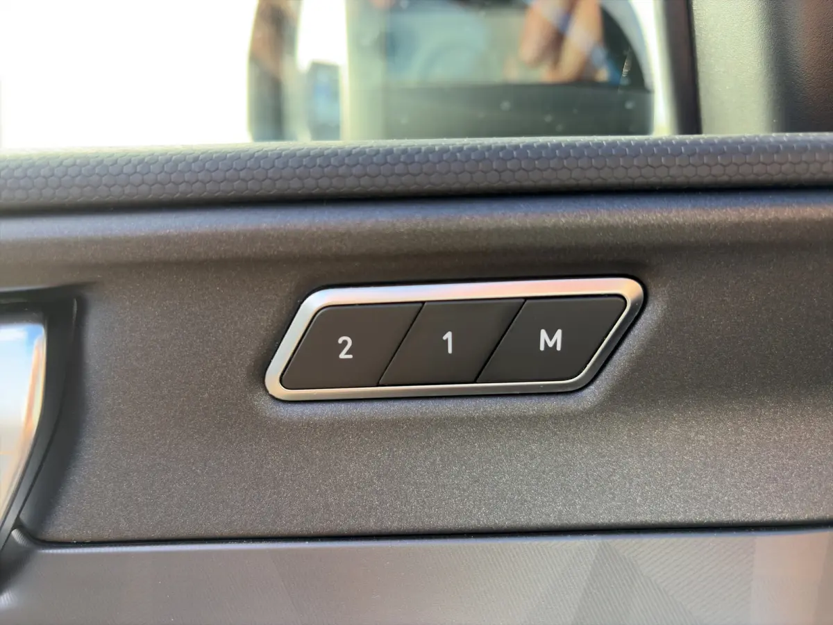 1.5 PHEV 262pk | Leder | Schuifdak | Elektrische achterklep | Carplay | Adaptive cruise controle | Stoelgeheugen | LED verlichting | Camera | Parkeersensoren