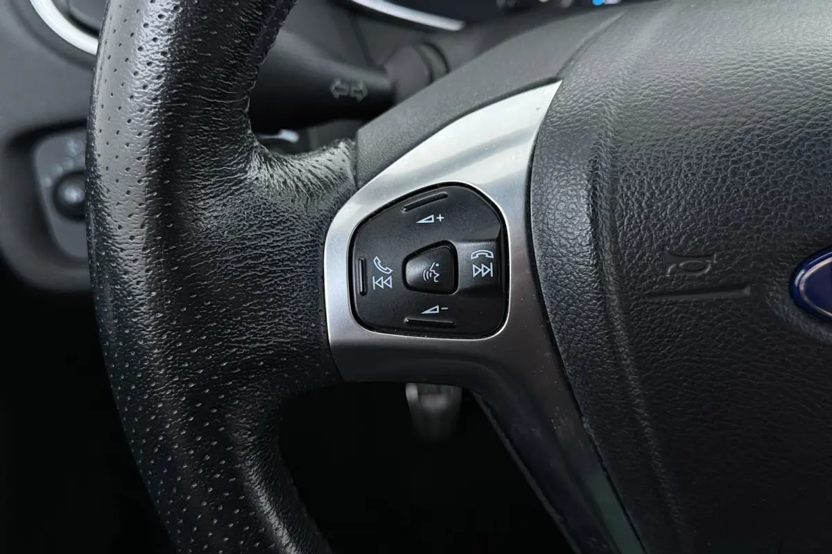 1.0 EcoBoost ST Line | Org NL | Dealer Ond. | Navigatie | Stoelverwarming | Cruise Control |