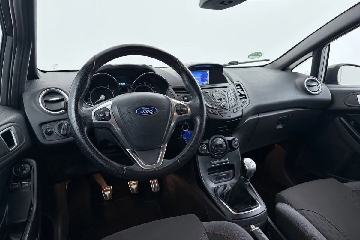 1.0 EcoBoost ST Line | Org NL | Dealer Ond. | Navigatie | Stoelverwarming | Cruise Control |