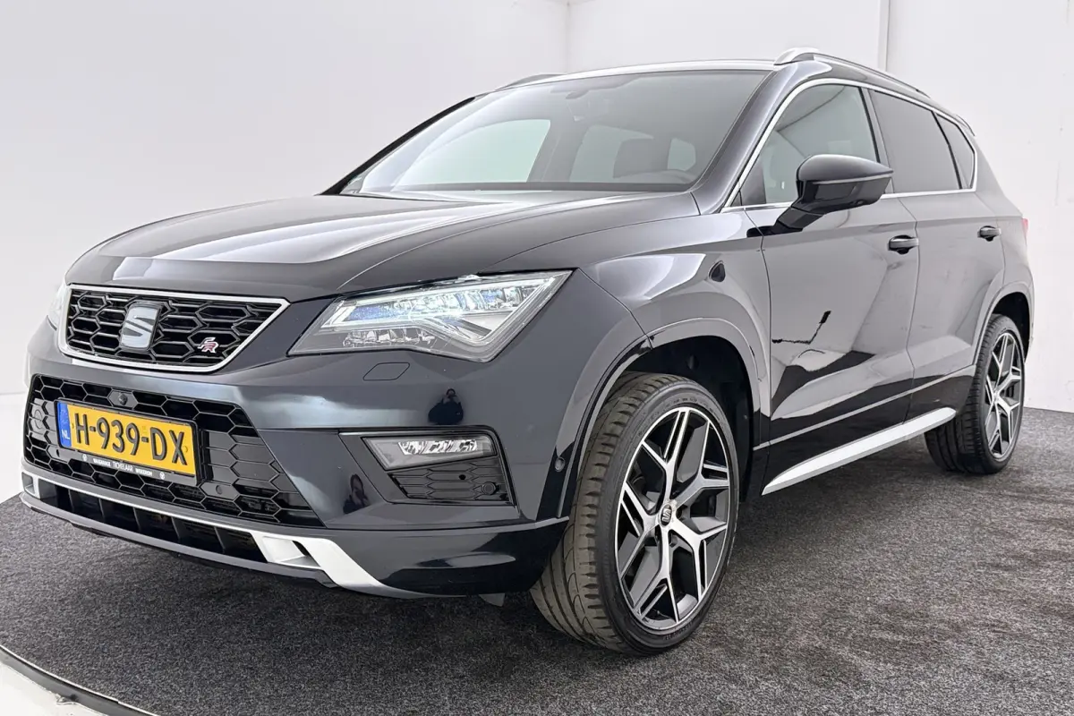 1.5 TSI FR Business Intense | Trekhaak | Org. NL | 360 | CarPlay | Digital Cockpit | Adap. Cruise | Stoelverwarming |