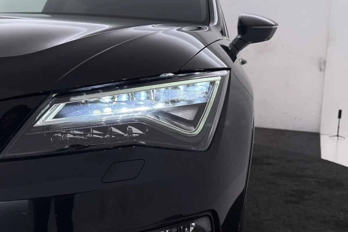1.5 TSI FR Business Intense | Trekhaak | Org. NL | 360 | CarPlay | Digital Cockpit | Adap. Cruise | Stoelverwarming |