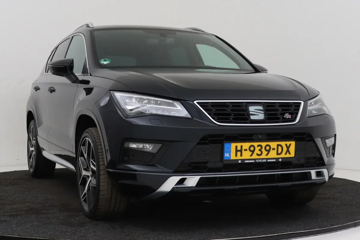 1.5 TSI FR Business Intense | Trekhaak | Org. NL | 360 | CarPlay | Digital Cockpit | Adap. Cruise | Stoelverwarming |
