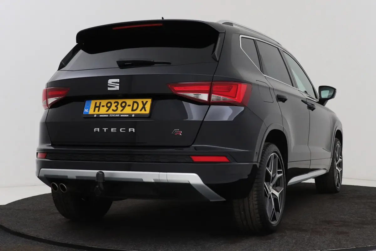1.5 TSI FR Business Intense | Trekhaak | Org. NL | 360 | CarPlay | Digital Cockpit | Adap. Cruise | Stoelverwarming |