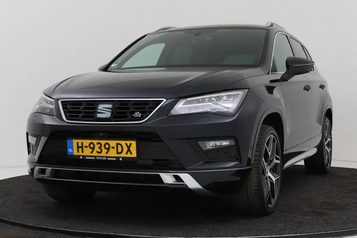 1.5 TSI FR Business Intense | Trekhaak | Org. NL | 360 | CarPlay | Digital Cockpit | Adap. Cruise | Stoelverwarming |