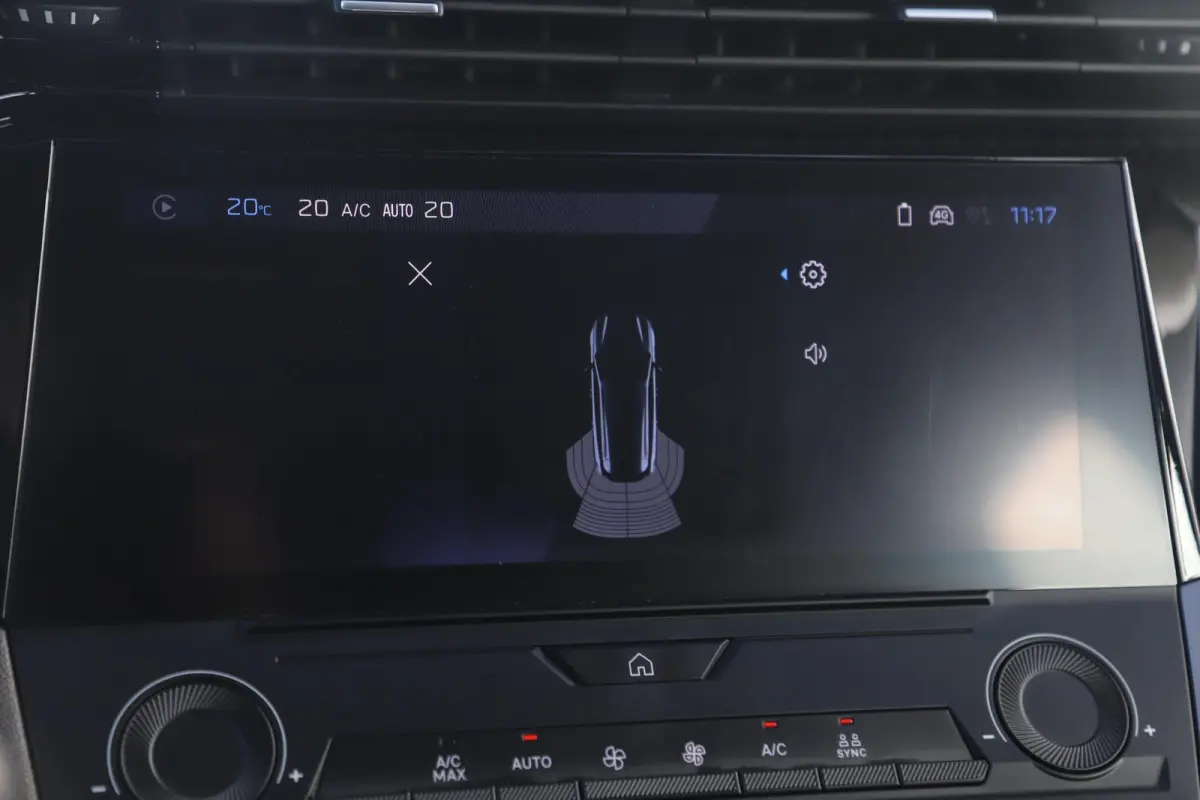1.2 PureTech Active Pack Business 131PK Trekhaak Navigatie Carplay Android Climate Cruise Control LMV