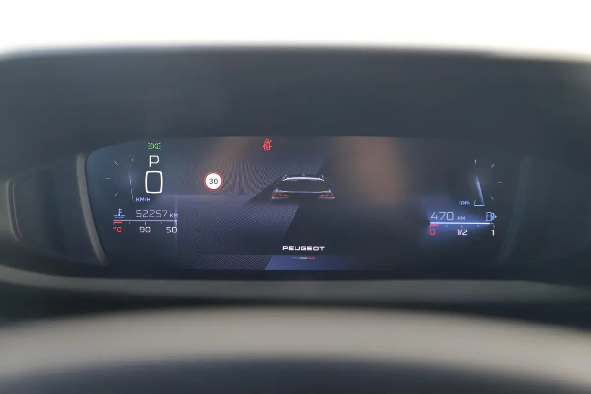 1.2 PureTech Active Pack Business 131PK Trekhaak Navigatie Carplay Android Climate Cruise Control LMV