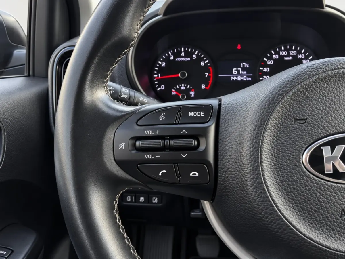 1.0 CVVT First Ed. | Navigatie | Camera | Apple Carplay/Android Auto | Stuurbediening | Climate Control