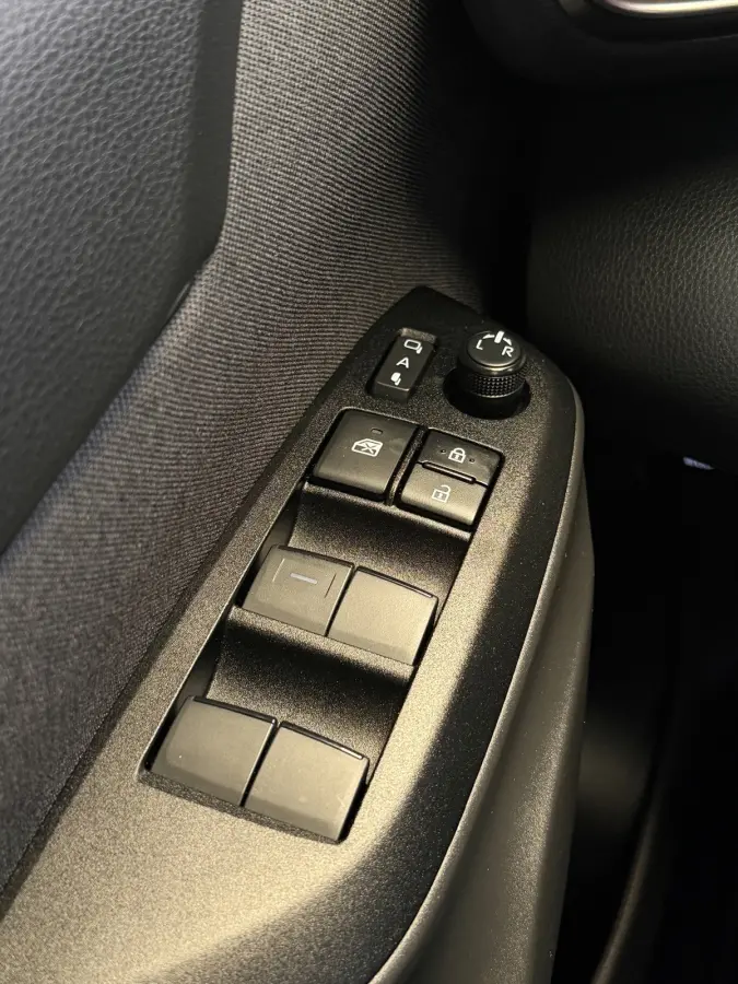 1.5 Hybrid 130 GR Sport CarPlay Camera