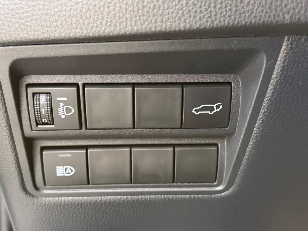 1.5 Hybrid 130 GR Sport CarPlay Camera