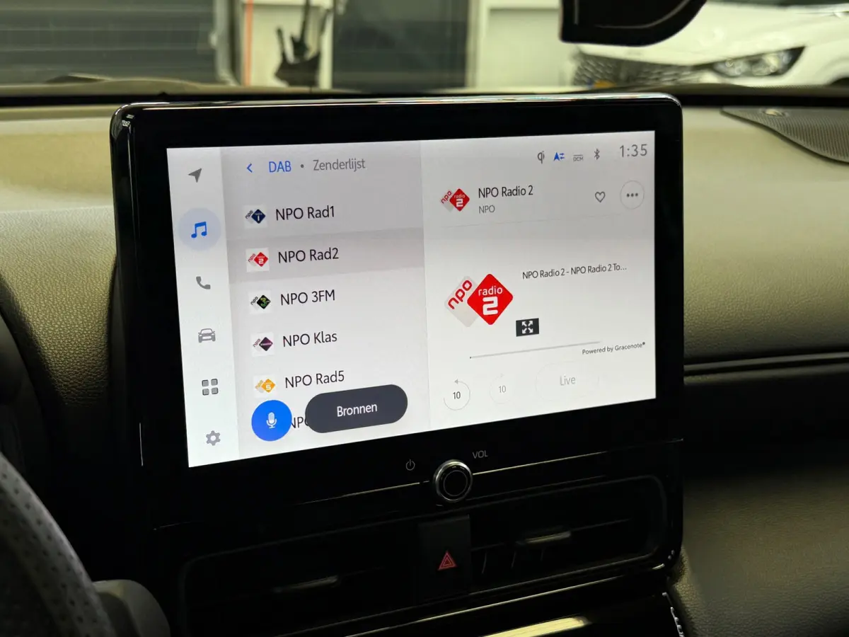 1.5 Hybrid 130 GR Sport CarPlay Camera