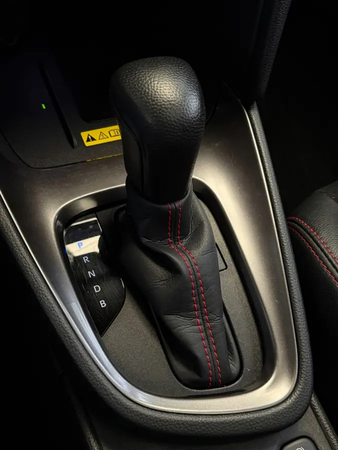 1.5 Hybrid 130 GR Sport CarPlay Camera