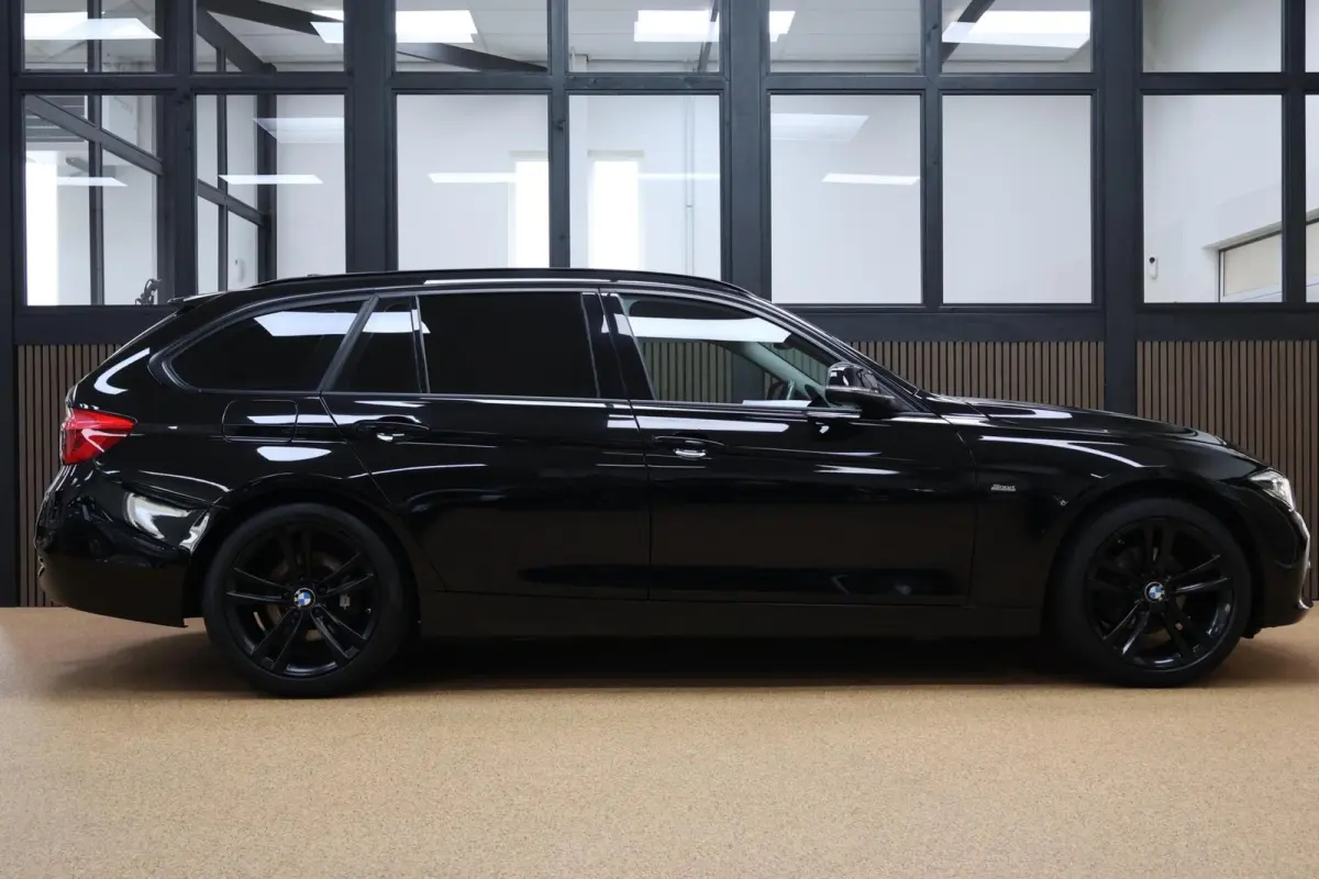 318i M Sport | High Executive | Trekhaak | LED | Navi