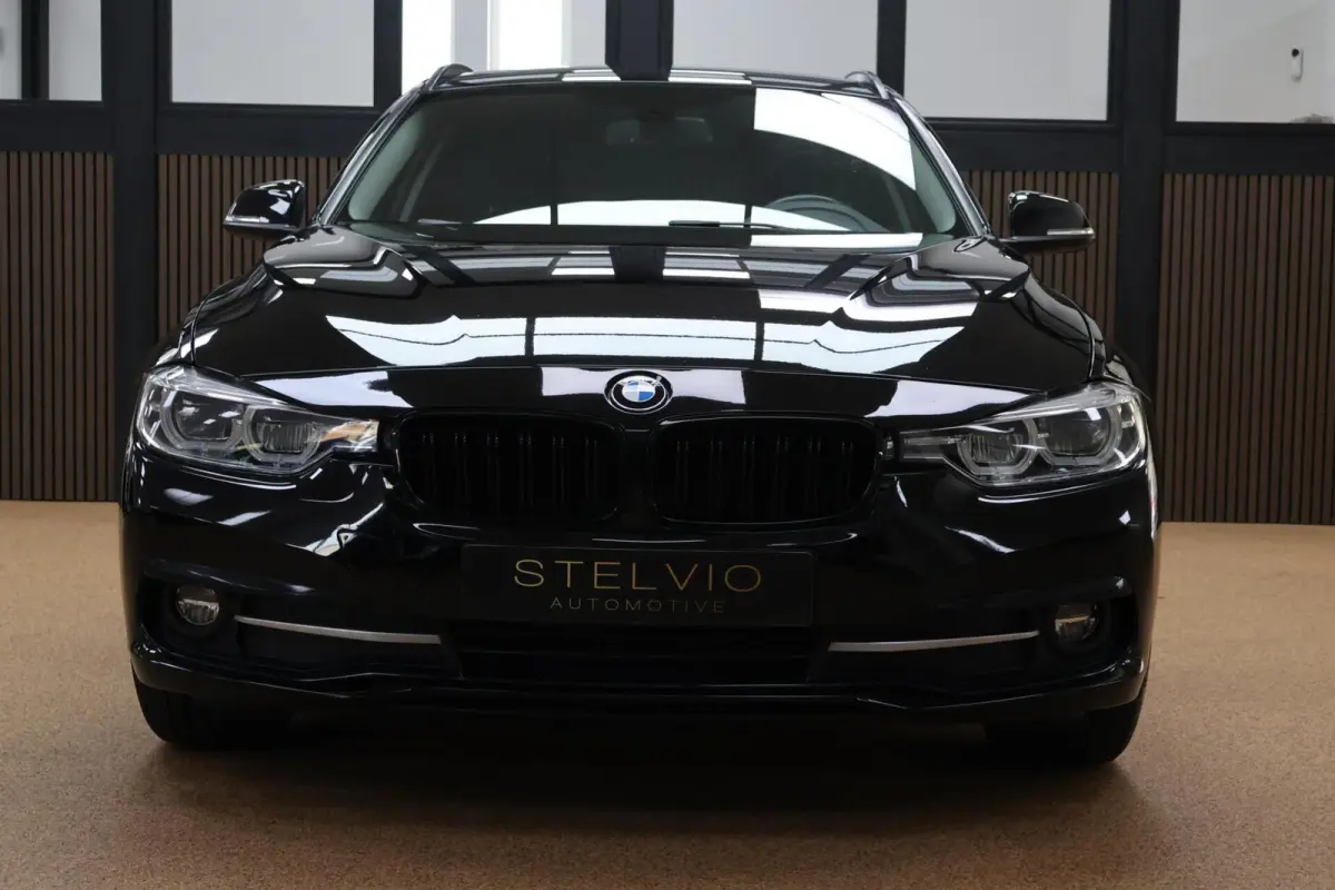 318i M Sport | High Executive | Trekhaak | LED | Navi