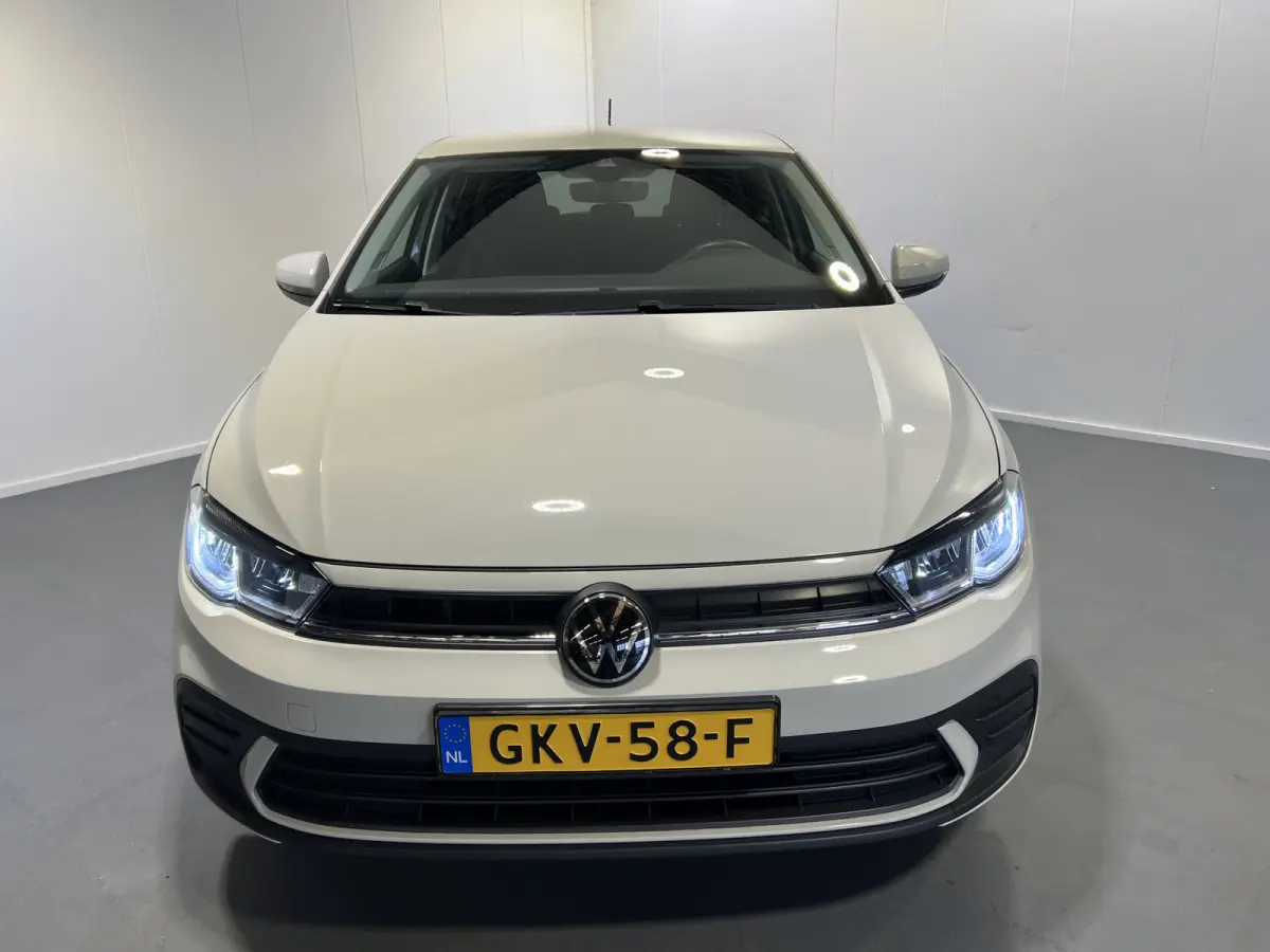 1.0 TSI Life Edition | Android Auto/Apple Carplay | LM Velgen 15" | Achteruitrijcamera | PDC Achter | Cruise Control Adaptief | Airco |