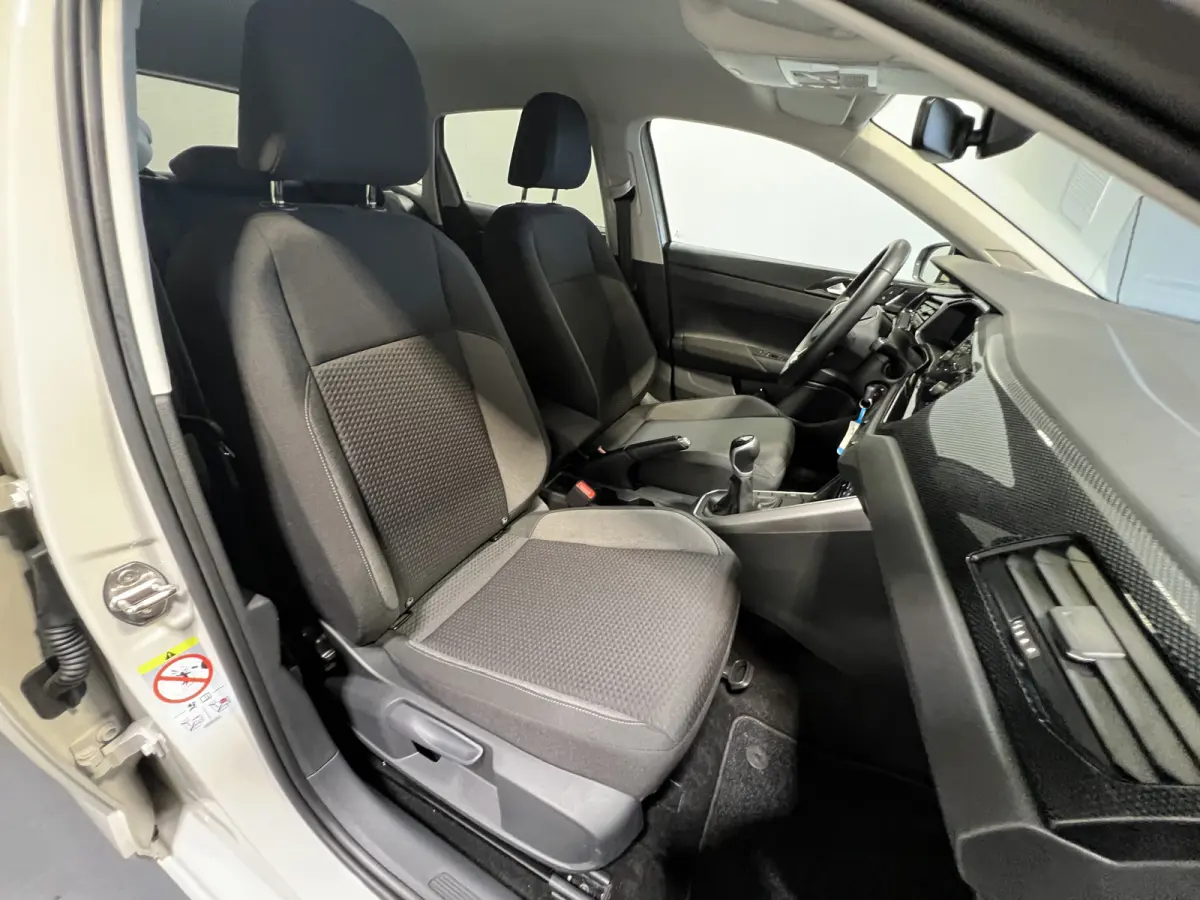 1.0 TSI Life Edition | Android Auto/Apple Carplay | LM Velgen 15" | Achteruitrijcamera | PDC Achter | Cruise Control Adaptief | Airco |
