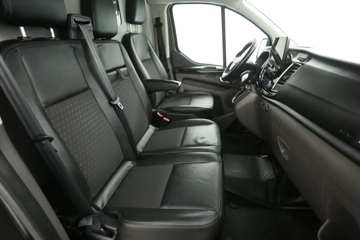 2.0 TDCI L2H1 Sport 185PK | Marge | Automaat | Airco | Cruise | Camera | 2xSchuifdeur | 3 Zits | Trekhaak