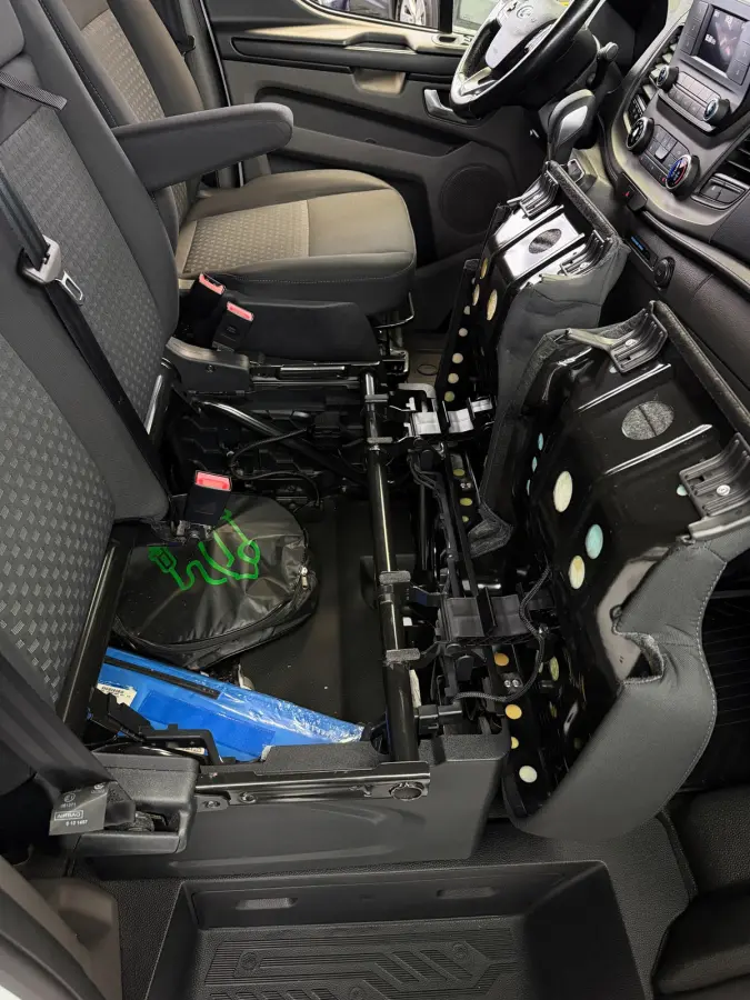 340 1.0 EcoBoost L1H1 PHEV Trend