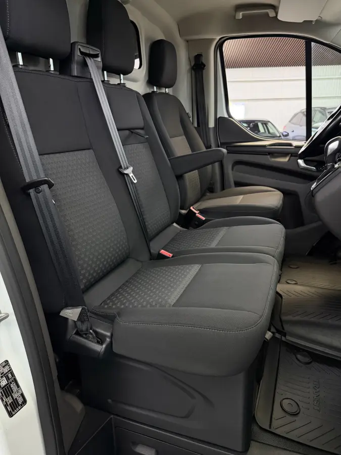 340 1.0 EcoBoost L1H1 PHEV Trend