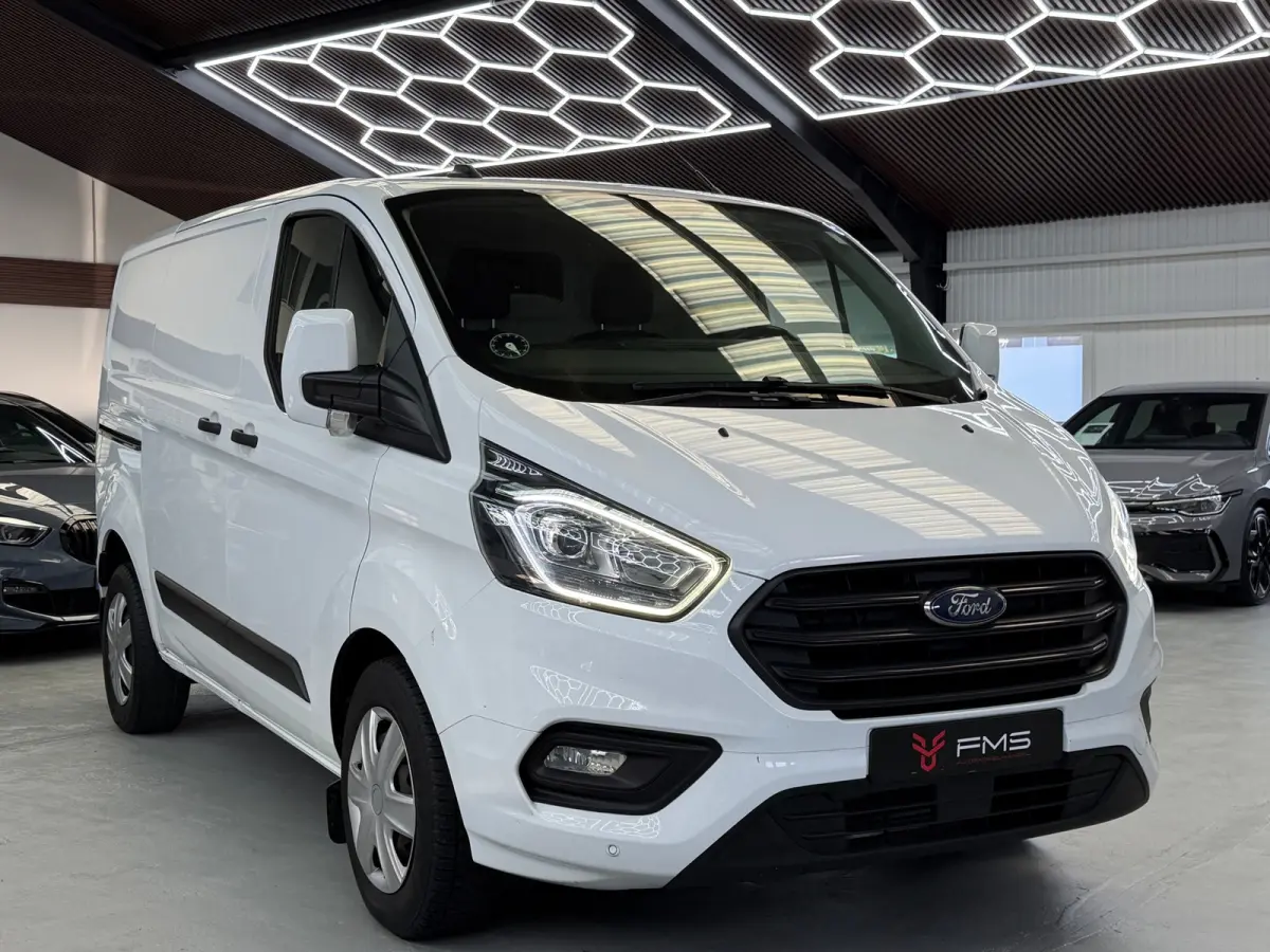 340 1.0 EcoBoost L1H1 PHEV Trend