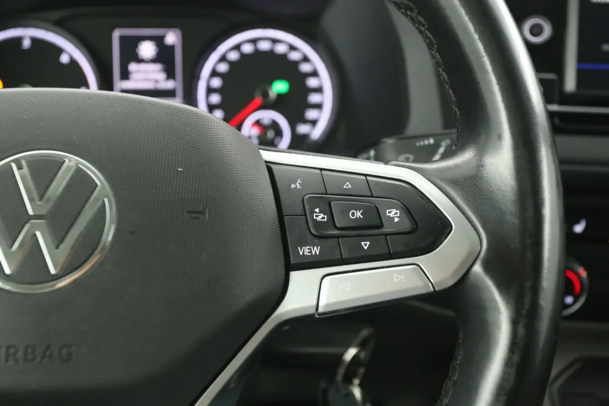2.0 TDI 200PK | Automaat | Airco | Cruise | Carplay | Camera | 2x Schuifdeur | 3 Zits | Trekhaak | LED
