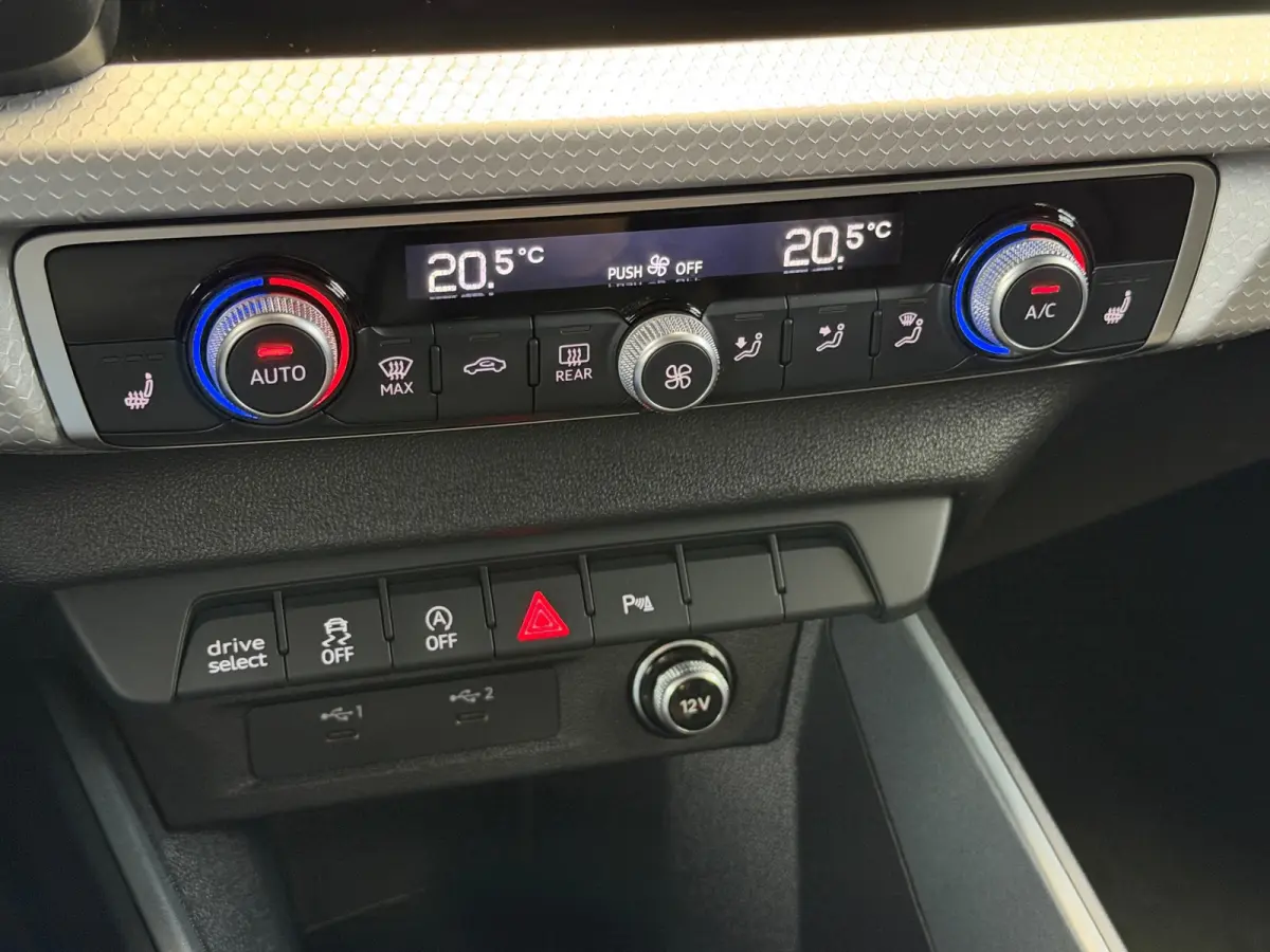 40 TFSI 3x S-Line CarPlay Camera