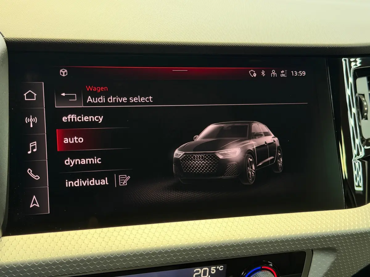 40 TFSI 3x S-Line CarPlay Camera