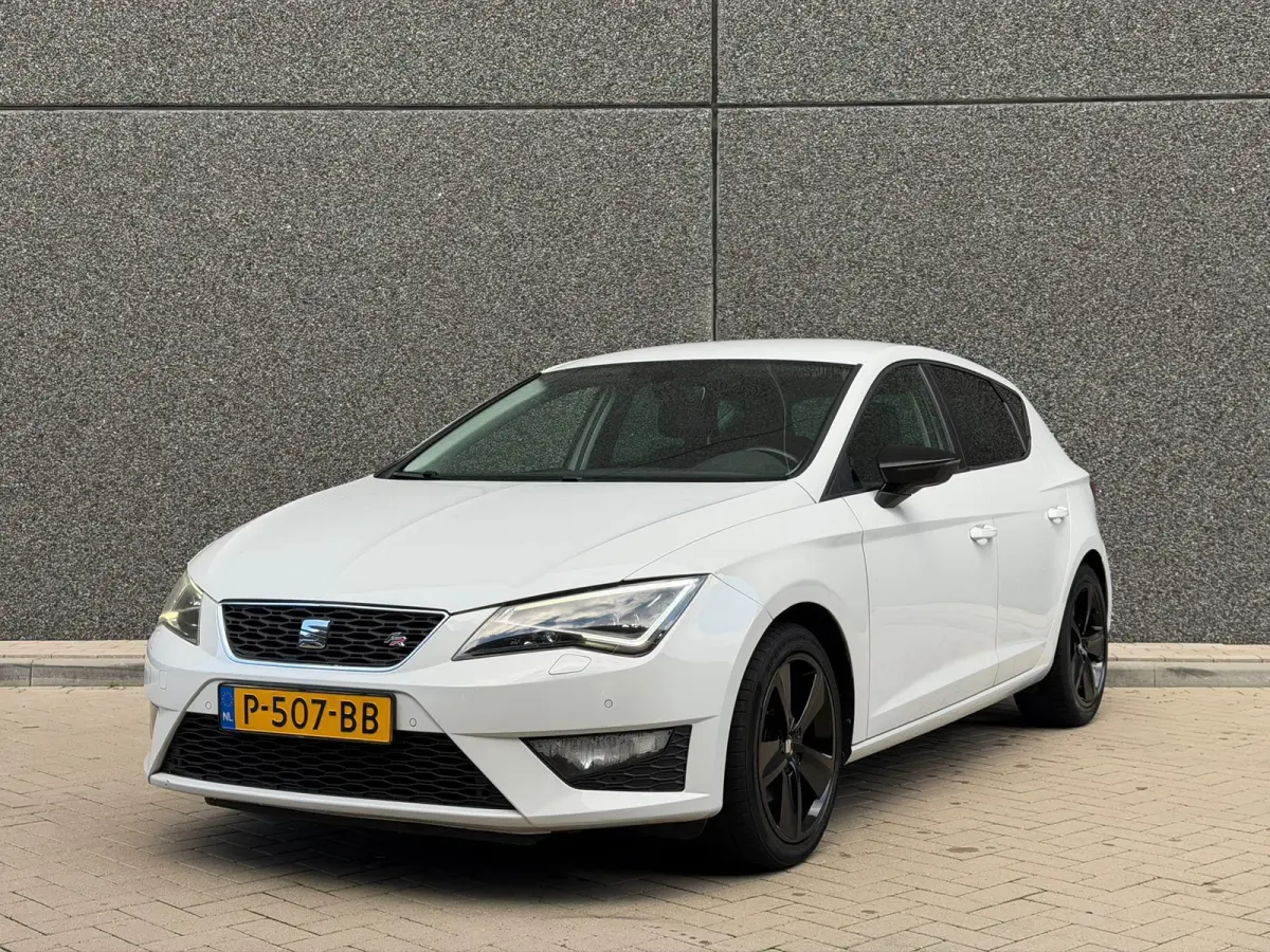 1.4 EcoTSI FR 150PK (CRUISE CONTROL, STOELVERWARMING, PARKEERSENSOREN, LED, HALF LEDER, GOED ONDH, ETC!)
