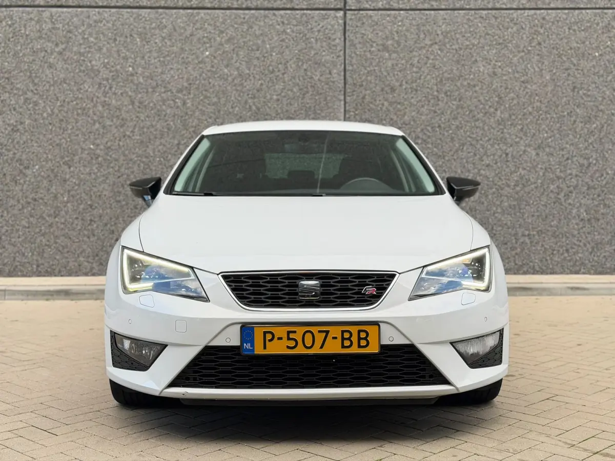 1.4 EcoTSI FR 150PK (CRUISE CONTROL, STOELVERWARMING, PARKEERSENSOREN, LED, HALF LEDER, GOED ONDH, ETC!)
