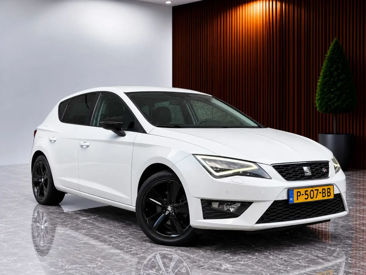 1.4 EcoTSI FR 150PK (CRUISE CONTROL, STOELVERWARMING, PARKEERSENSOREN, LED, HALF LEDER, GOED ONDH, ETC!)