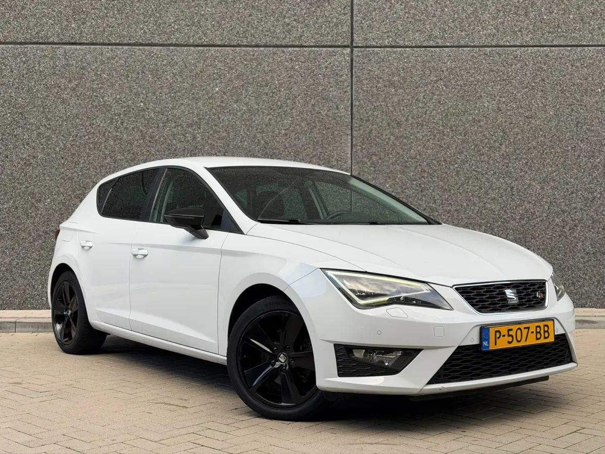 1.4 EcoTSI FR 150PK (CRUISE CONTROL, STOELVERWARMING, PARKEERSENSOREN, LED, HALF LEDER, GOED ONDH, ETC!)