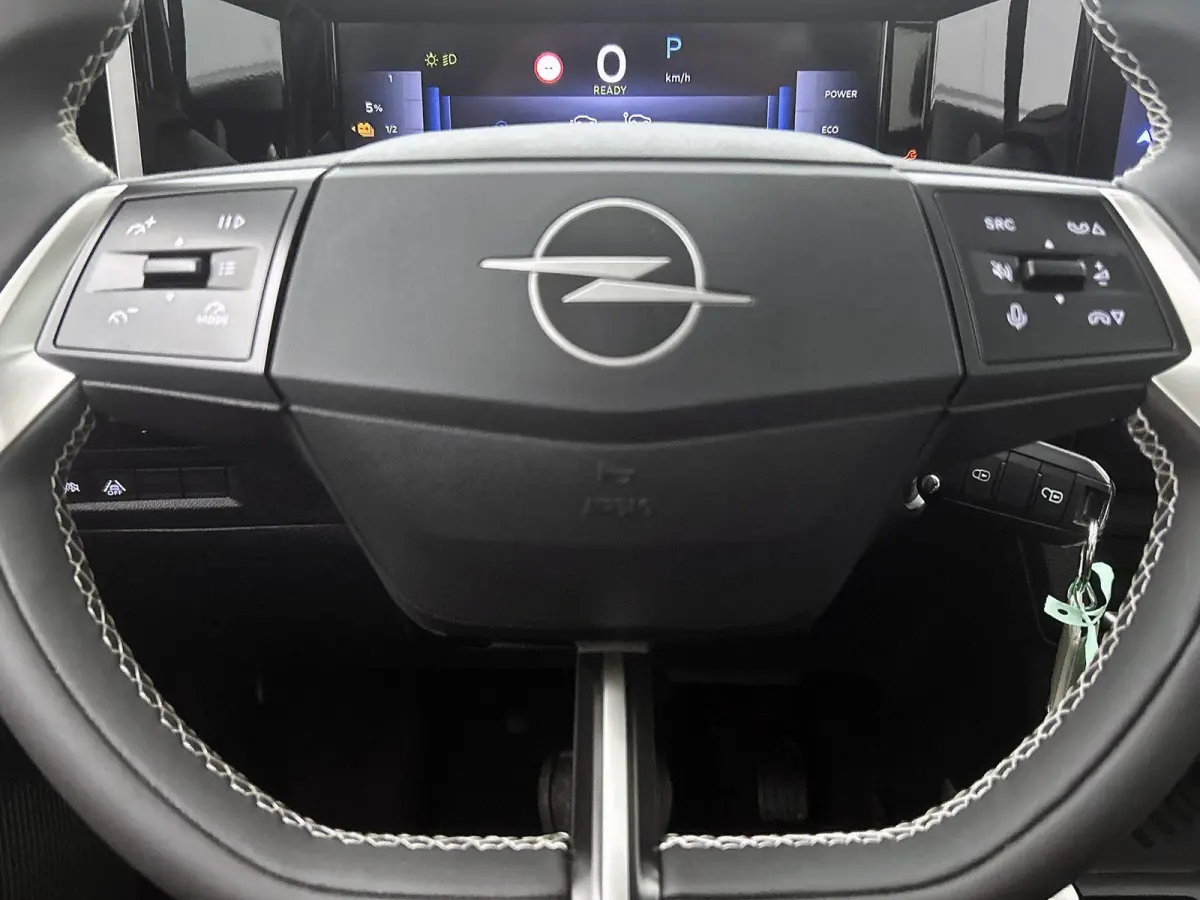 GS 44 kWh | Camera | Parkeersensoren |