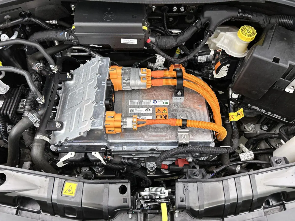 Icon 42 kWh | SOH: 95,29% | Apple Carplay/Android Auto | Stoelverwarming | Parkeersensoren