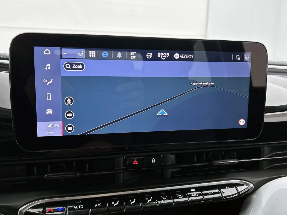 Icon 42 kWh | SOH: 95,29% | Apple Carplay/Android Auto | Stoelverwarming | Parkeersensoren