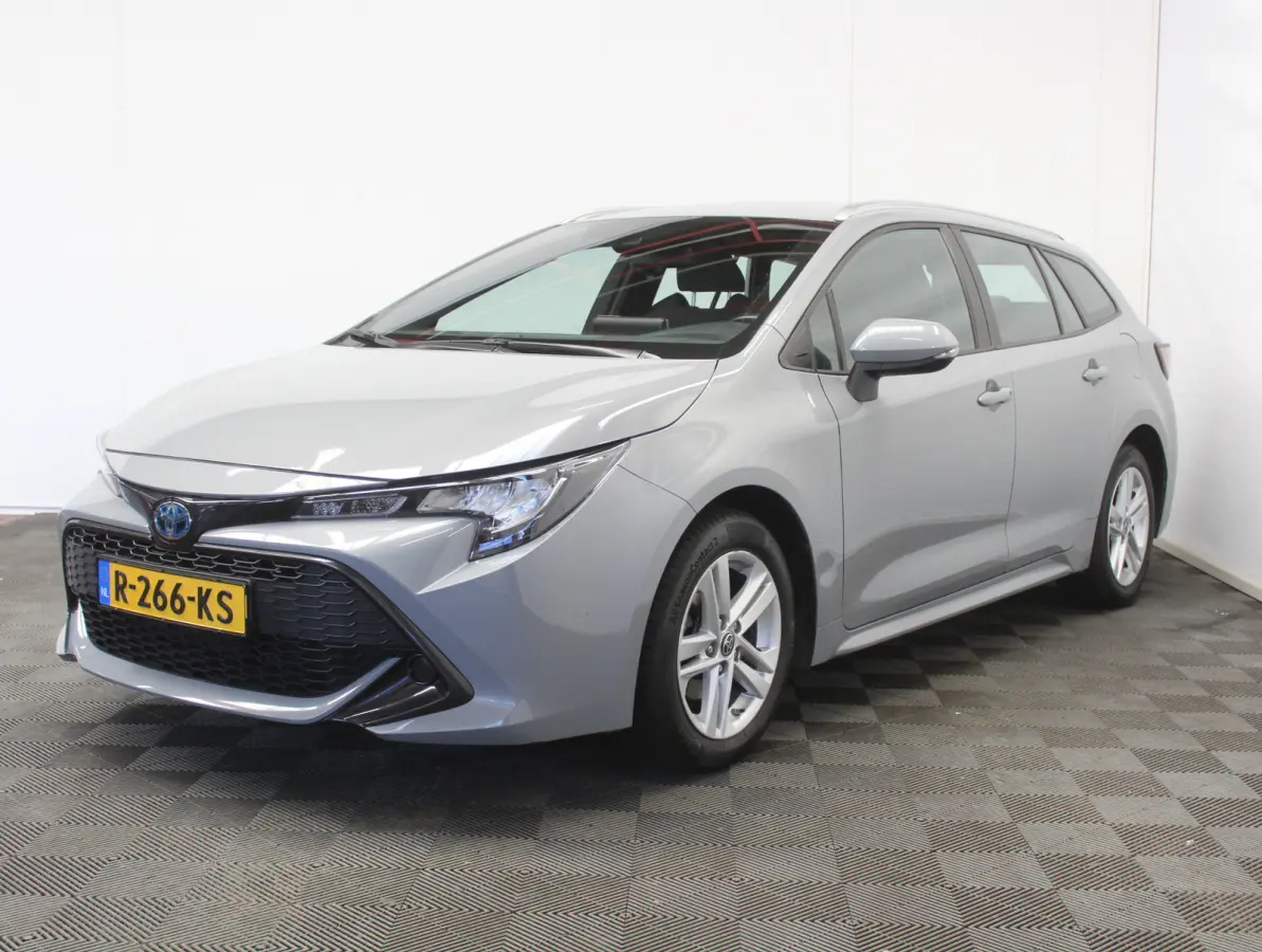 1.8 Hybrid Active CLIMATE | CAMERA | CARPLAY | LED | ADAPCRUISE | DAB | LMV16