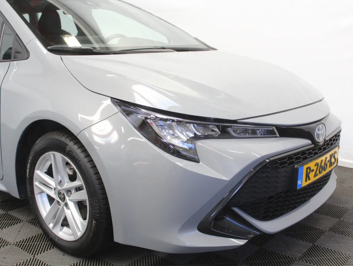 1.8 Hybrid Active CLIMATE | CAMERA | CARPLAY | LED | ADAPCRUISE | DAB | LMV16