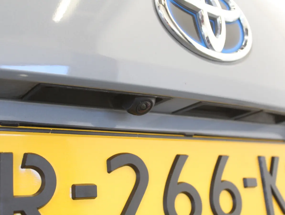 1.8 Hybrid Active CLIMATE | CAMERA | CARPLAY | LED | ADAPCRUISE | DAB | LMV16