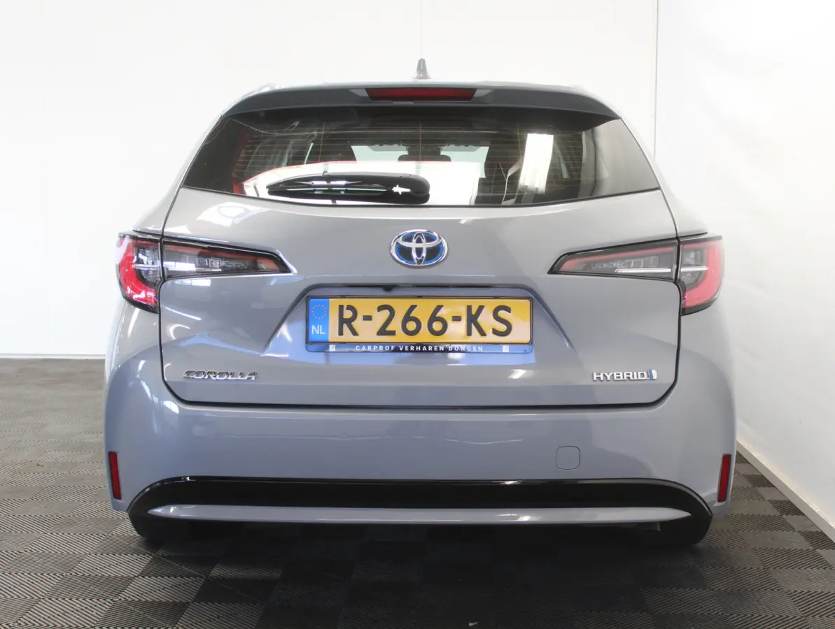 1.8 Hybrid Active CLIMATE | CAMERA | CARPLAY | LED | ADAPCRUISE | DAB | LMV16