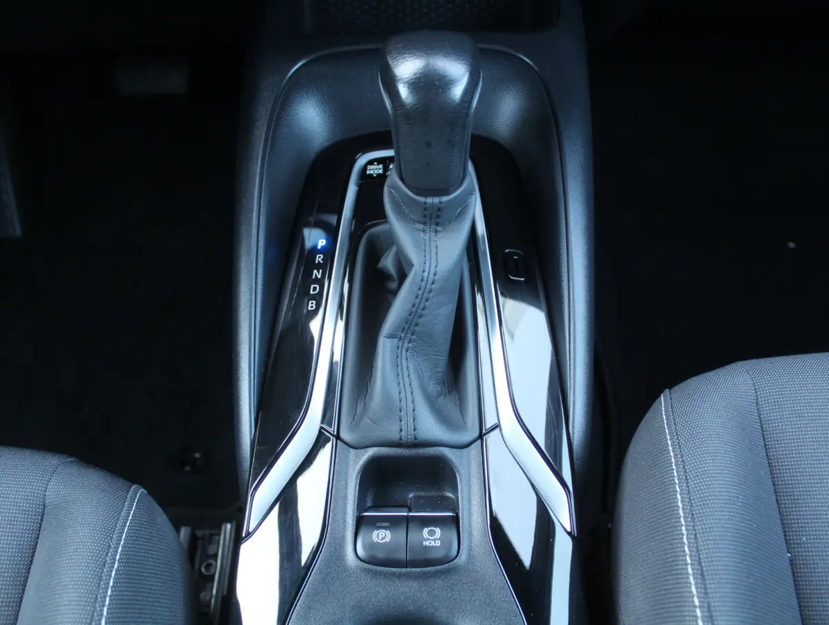 1.8 Hybrid Active CLIMATE | CAMERA | CARPLAY | LED | ADAPCRUISE | DAB | LMV16