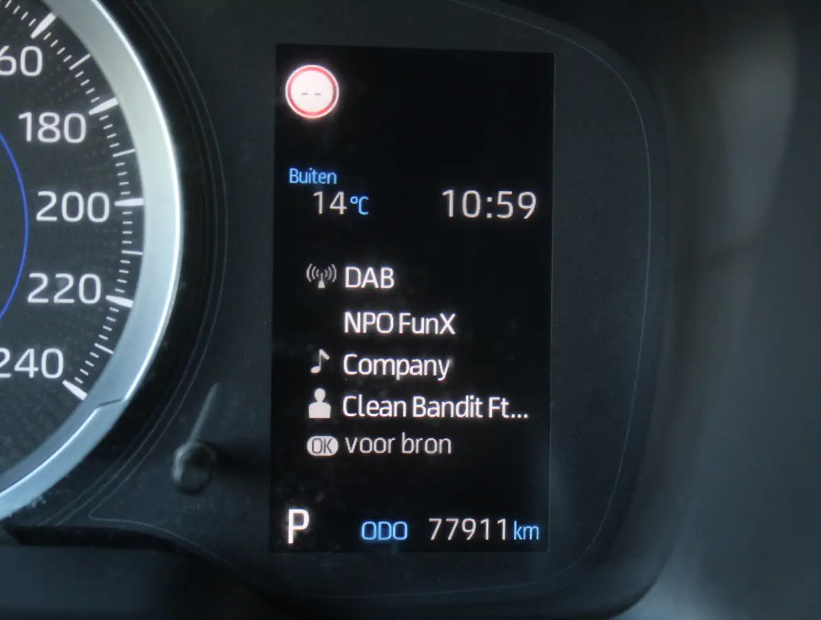 1.8 Hybrid Active CLIMATE | CAMERA | CARPLAY | LED | ADAPCRUISE | DAB | LMV16