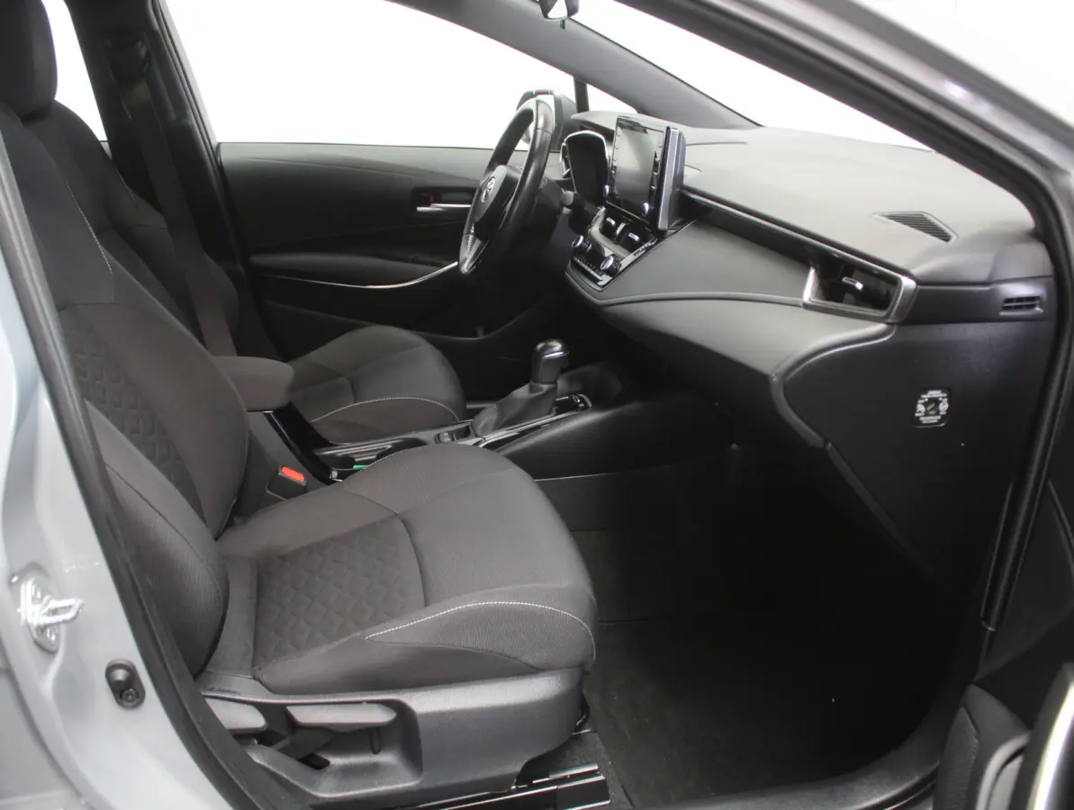 1.8 Hybrid Active CLIMATE | CAMERA | CARPLAY | LED | ADAPCRUISE | DAB | LMV16